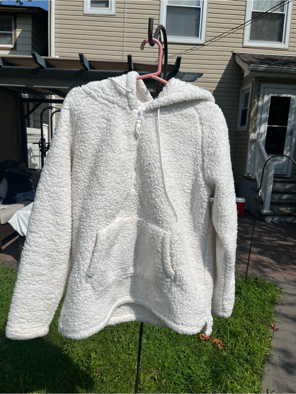 Mia & Teas Cozy White Sherpa Hoodie Jacket size l/xl